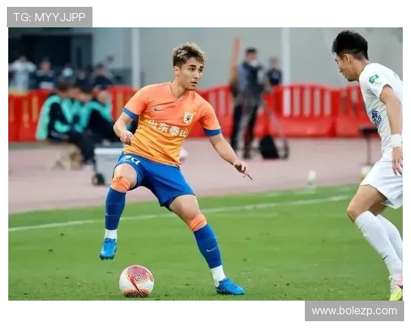 泰山中场阿卜杜肉苏力加盟河南转会费约120万